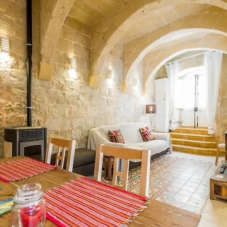 Ir-remissa - Historic In Old Town Holiday home Victoria