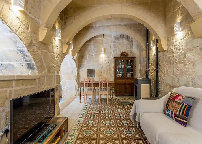 Ir-remissa - Historic In Old Town *